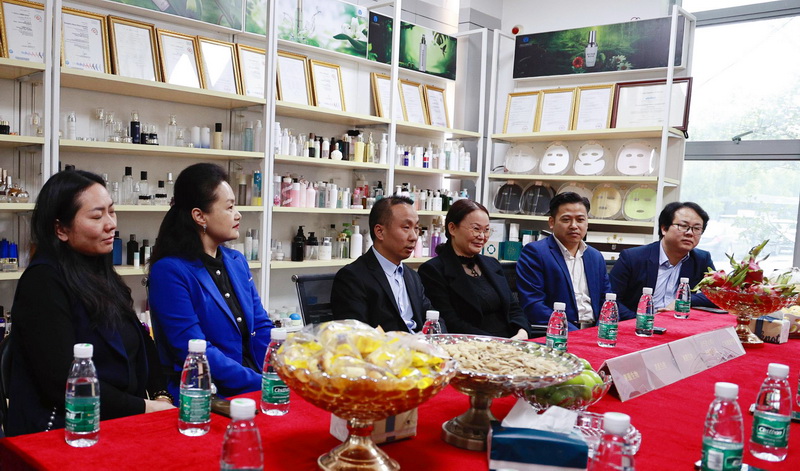 การปรับแต่งเครื่องสำอาง