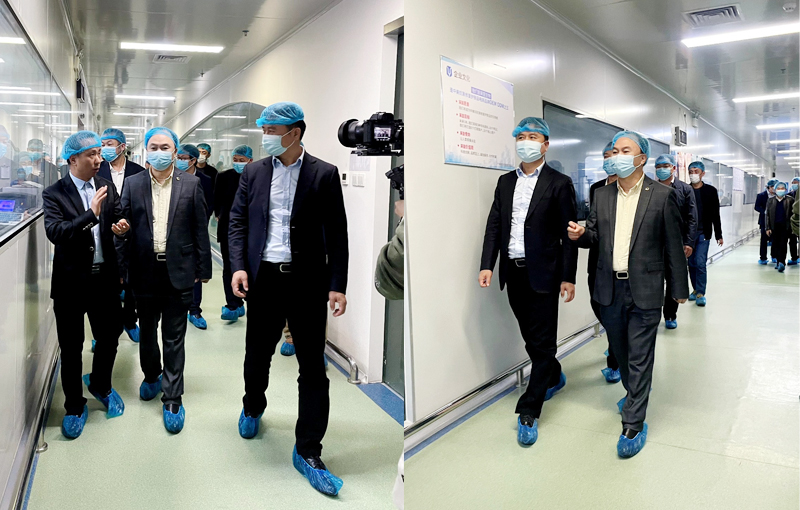 การปรับแต่งเครื่องสำอาง